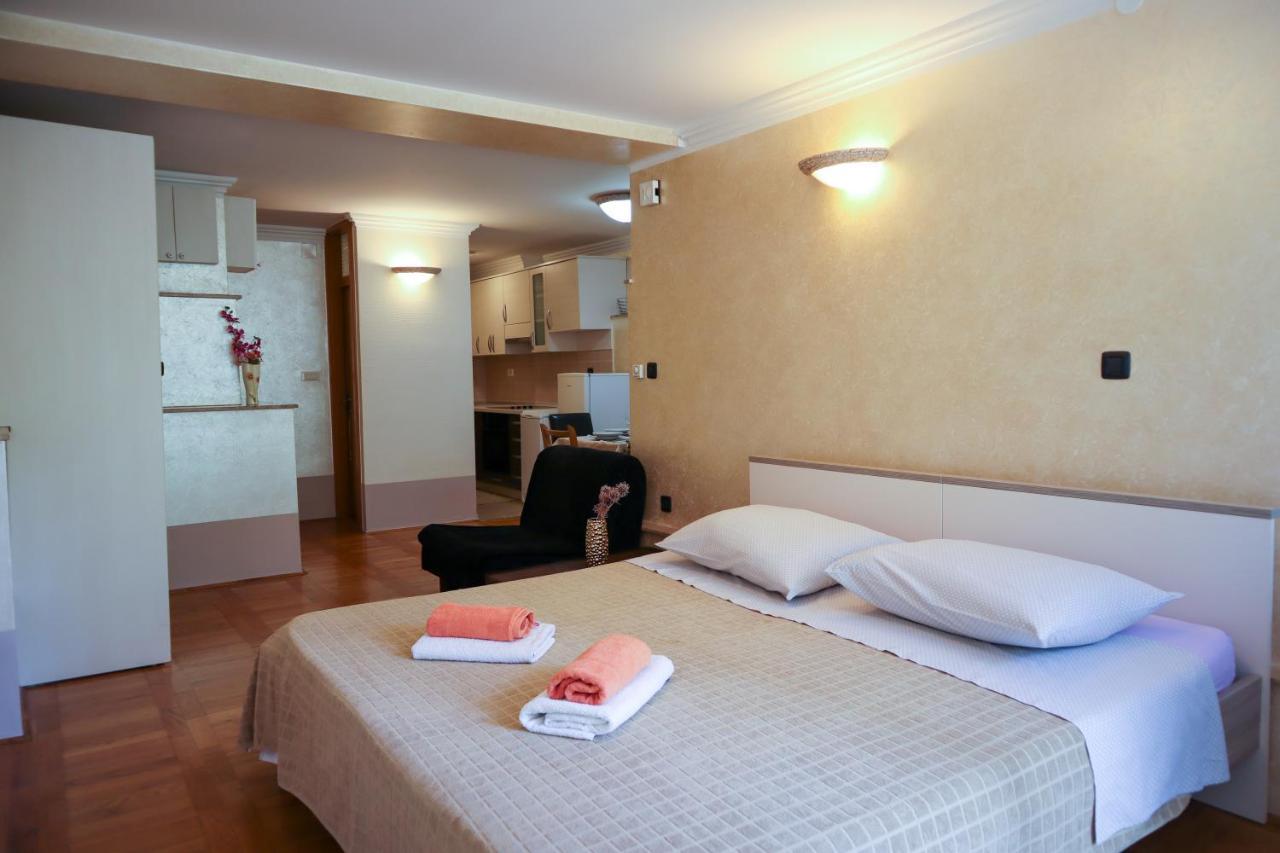 Apartments Okuka Split Extérieur photo